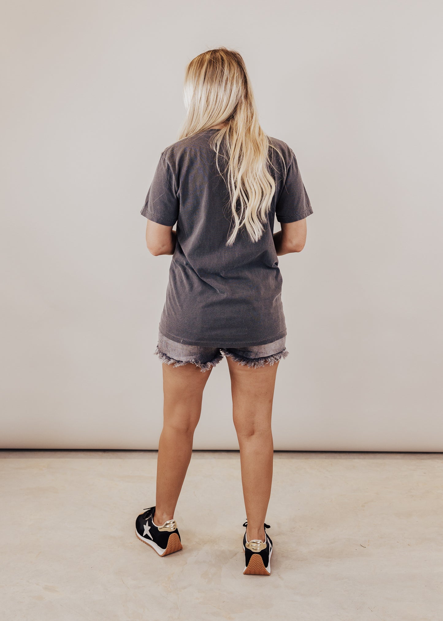 PRE-ORDER: Yin Yang Tee *Pepper (S-3X)