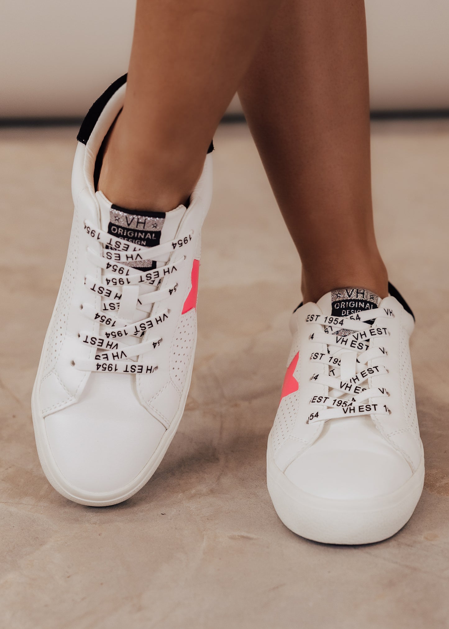 SIZE 6: Vintage Havana GADOL (6-11) *WHITE/PINK/BLACK POP