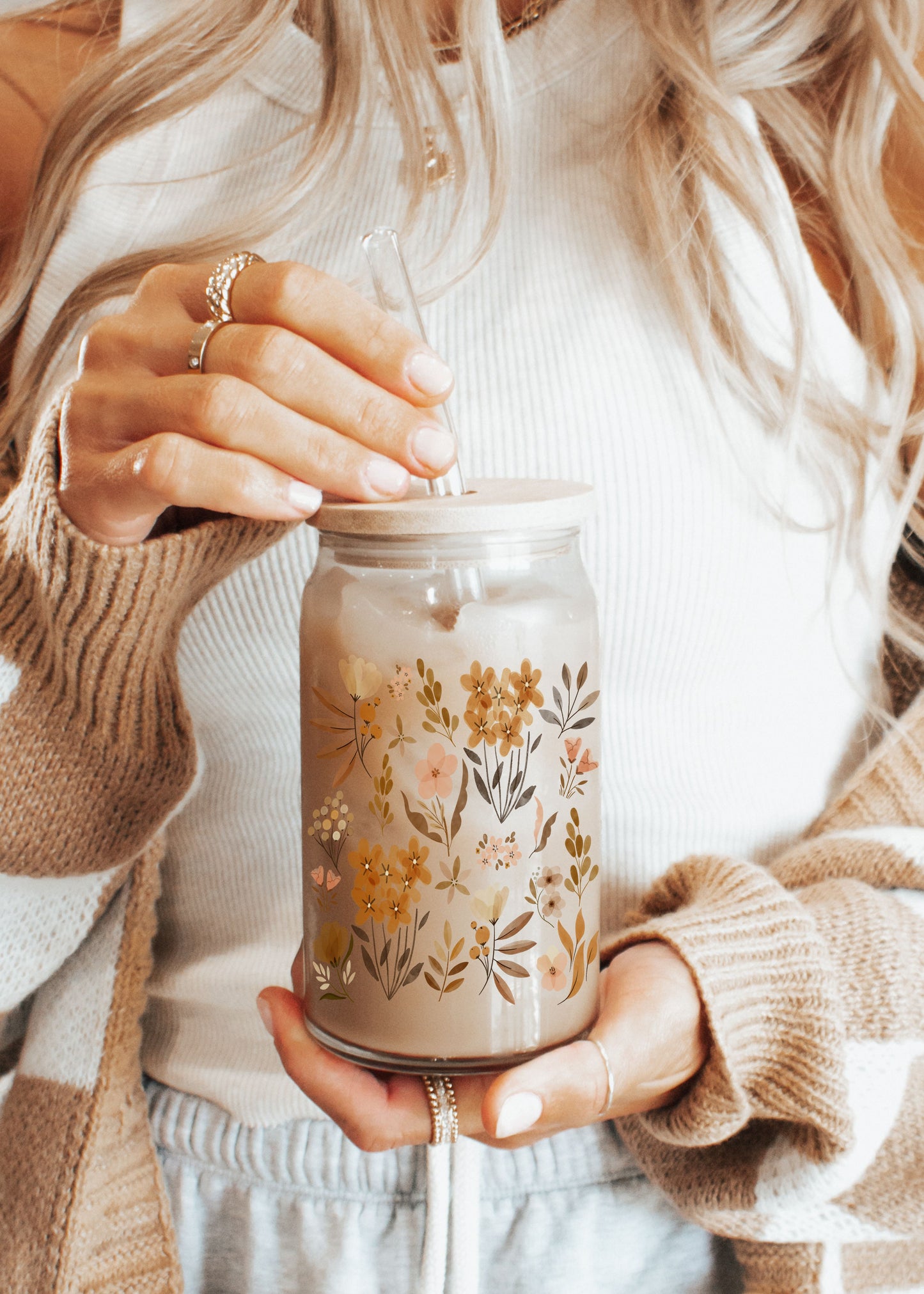 *Neutral Wildflower Glass Sipper Cup