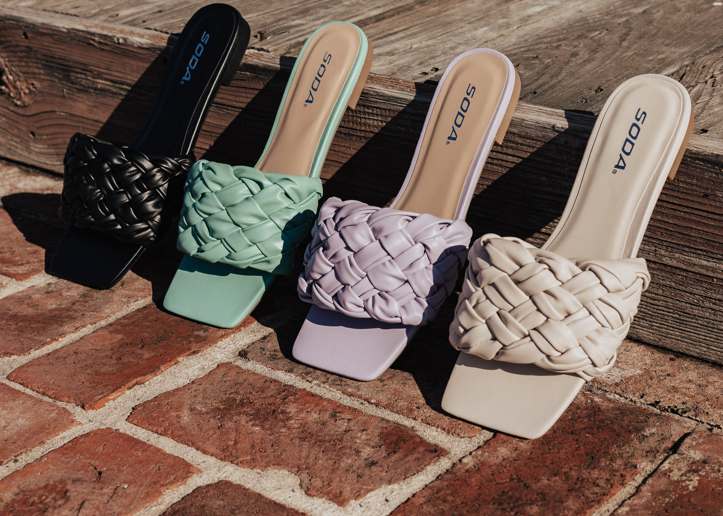 SIZE 6, 6.5, 7, 7.5: Apron Sandal (5.5-10) *LAVENDER