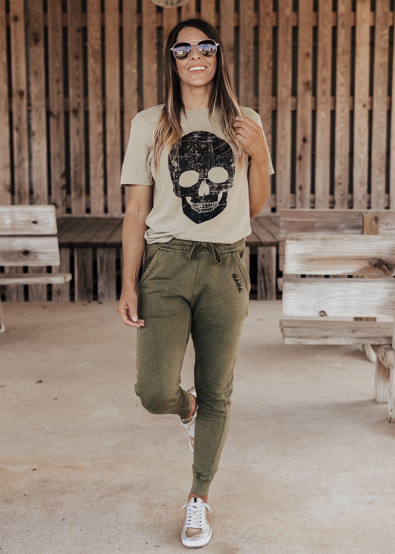 Distressed Skull Tee *Light Olive (S-2X)