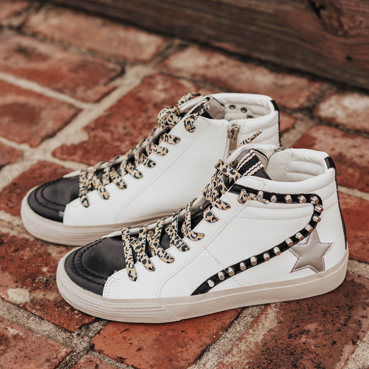 Shu Shop RIRI (6-10) *WHITE