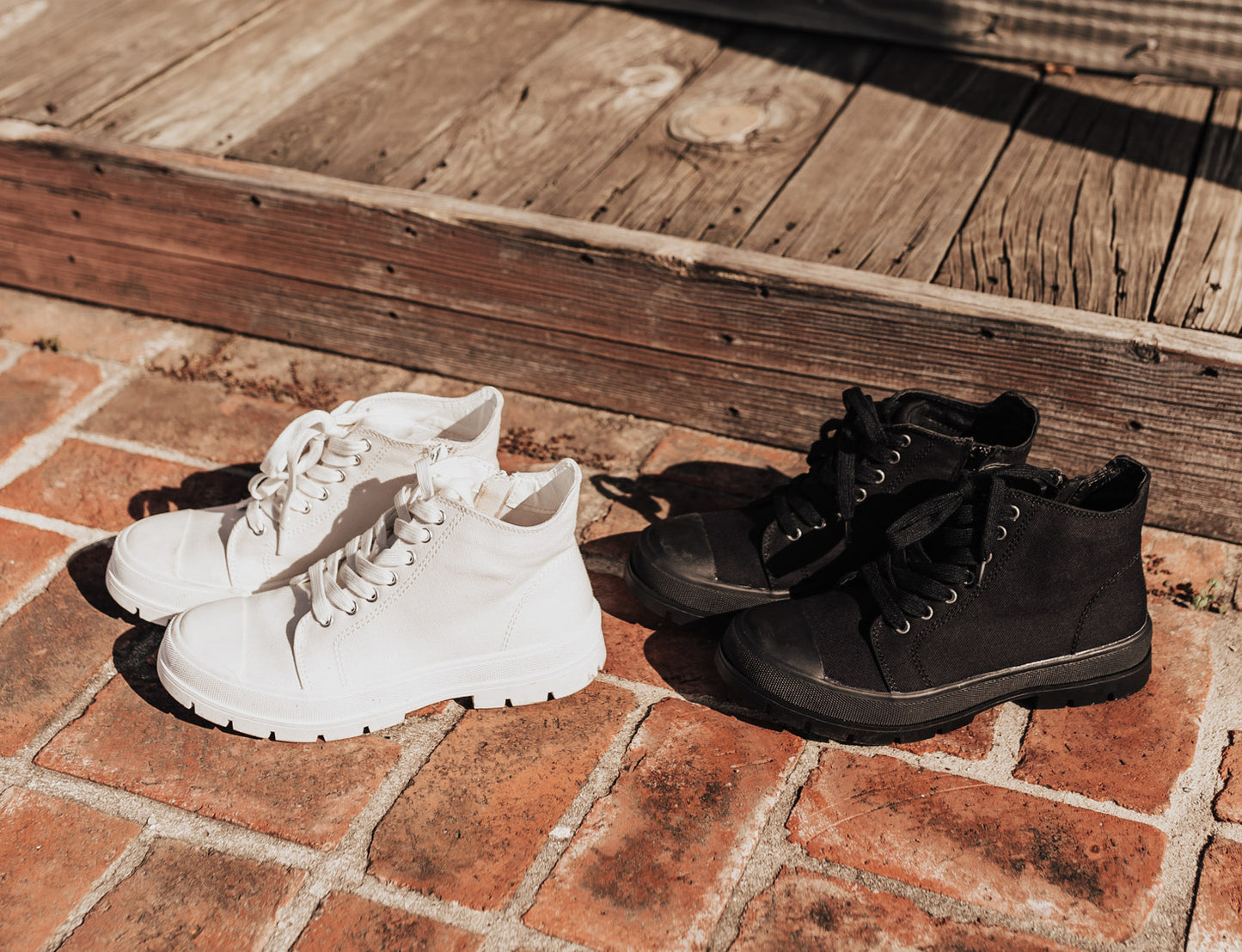 SIZE 5.5, 6: Crayon Shoe (5.5-11) *BLACK