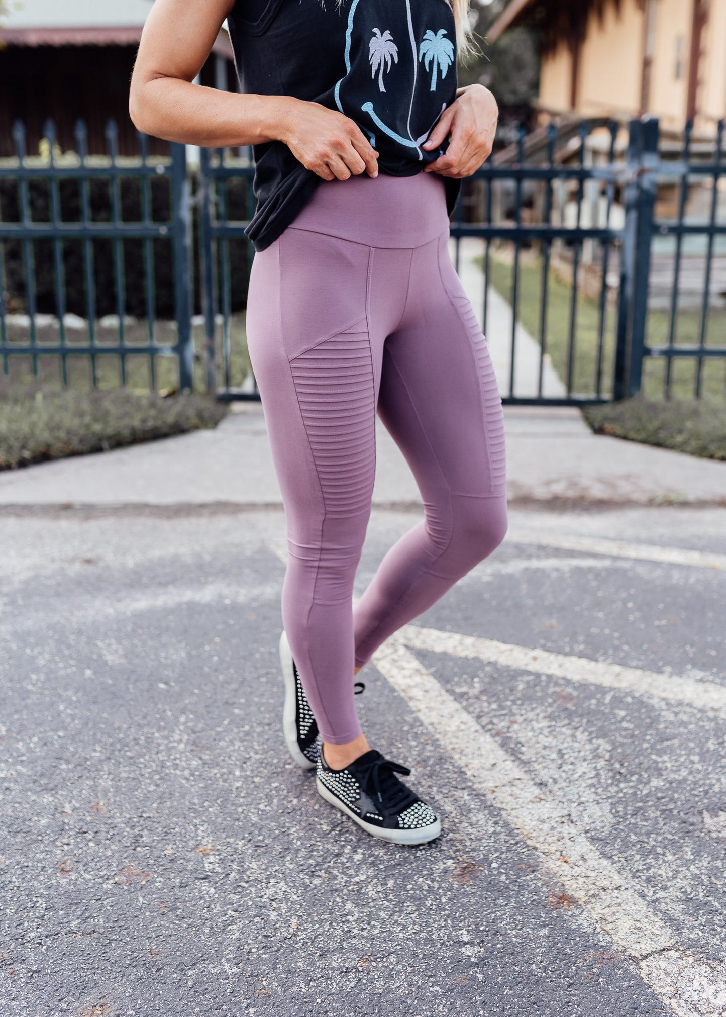 3X: Moto Leggings (S-3X) *DARK MAUVE