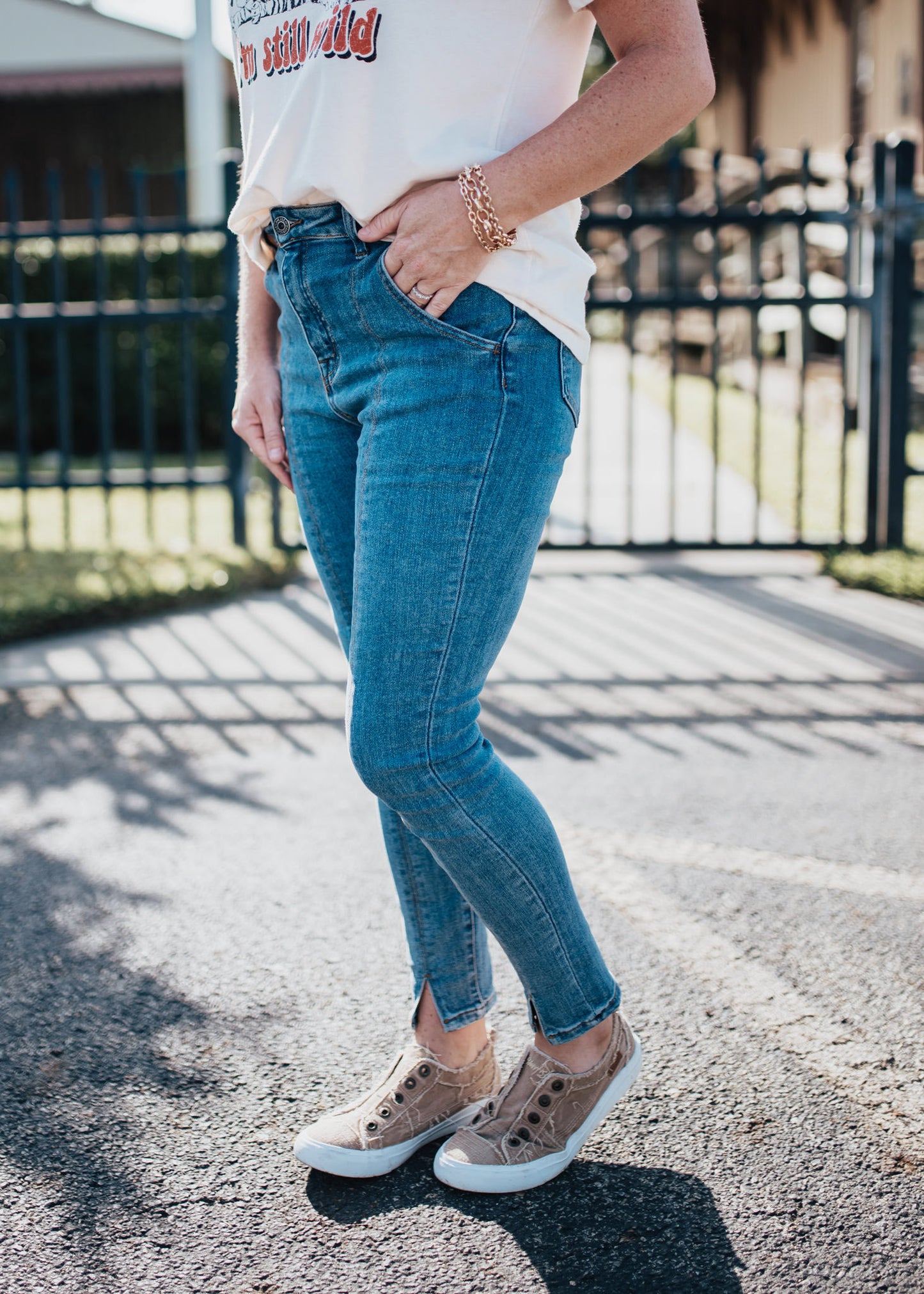 SIZE 1: Pippy Risen Jeans (1-15) *MEDIUM WASH