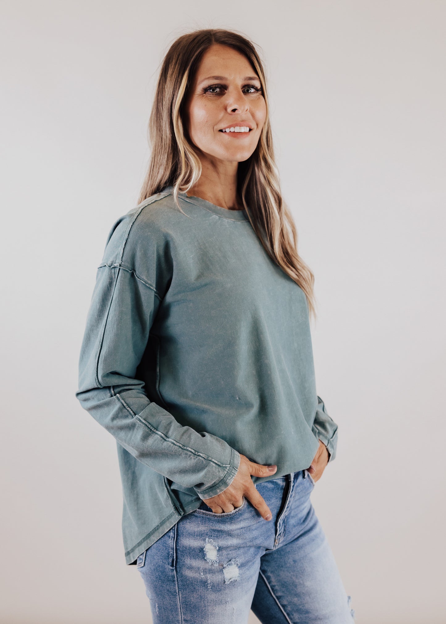 Ava Top (CAN FIT XL) *MINERAL JUNIPER GREEN
