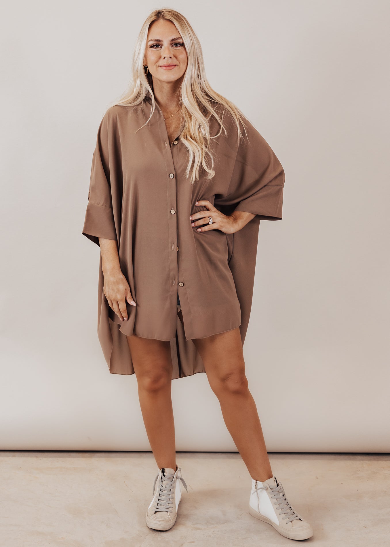 Zani Oversized Button Tunic Top (CAN FIT XL) *MOCHA