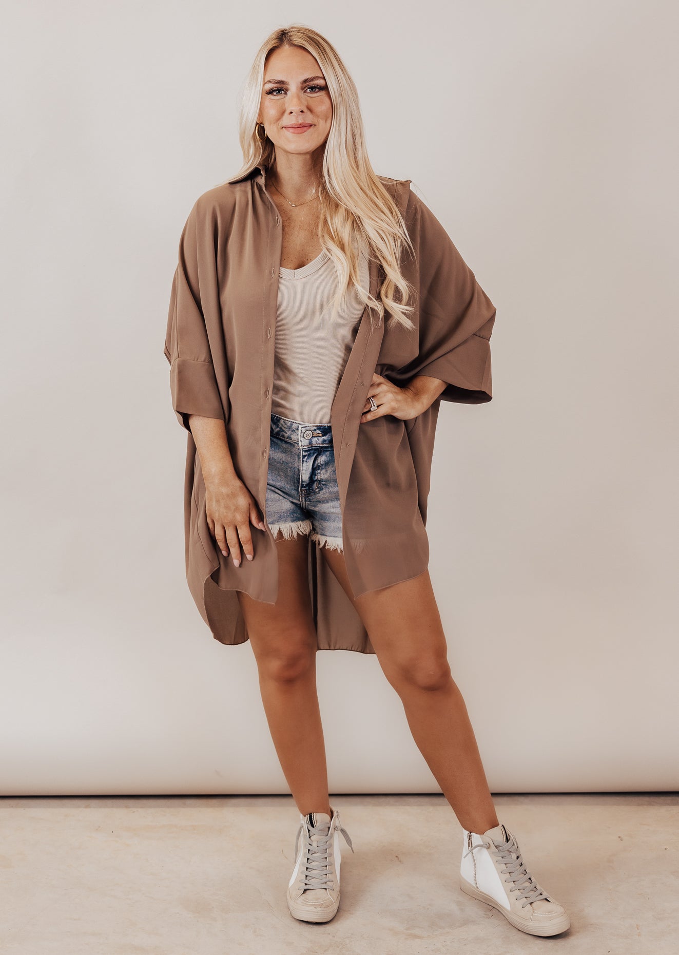 Zani Oversized Button Tunic Top (CAN FIT XL) *MOCHA