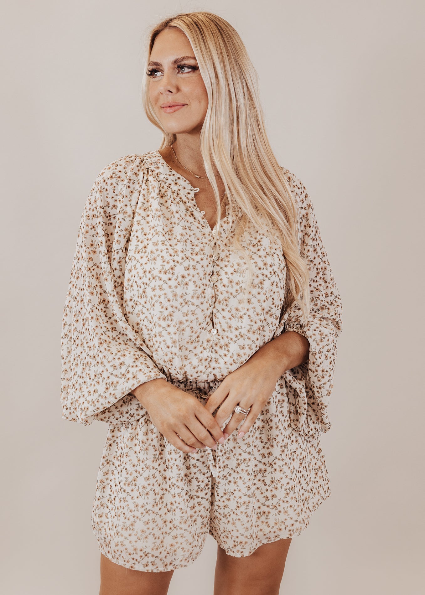 Floral Romper (S-XL) *CREAM