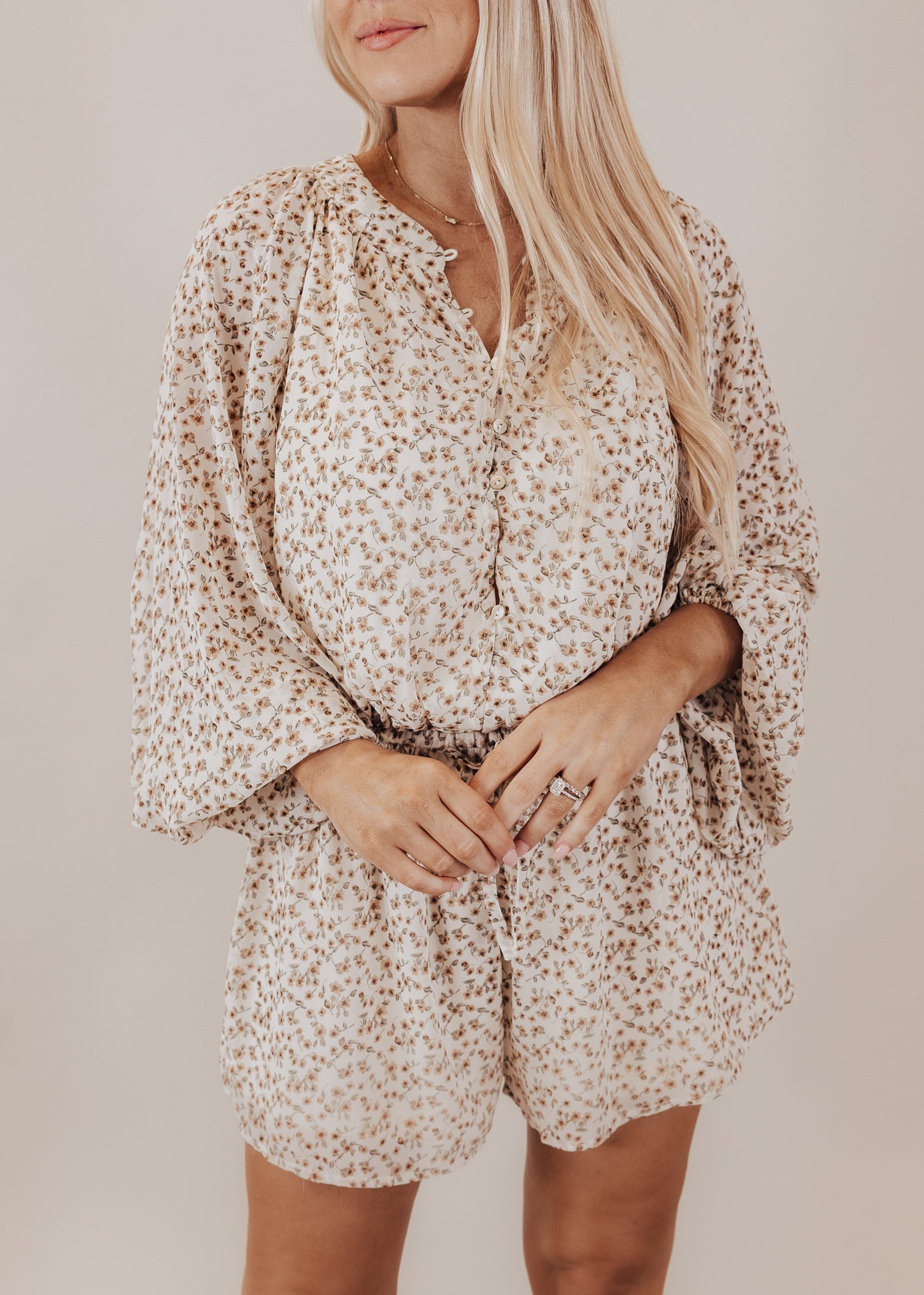 Floral Romper (S-XL) *CREAM