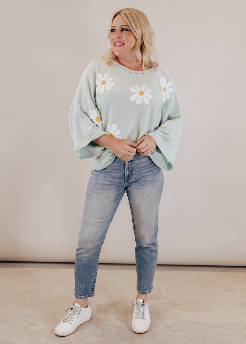 Flower Embroidered Dolman Top (S-XL) *MINT