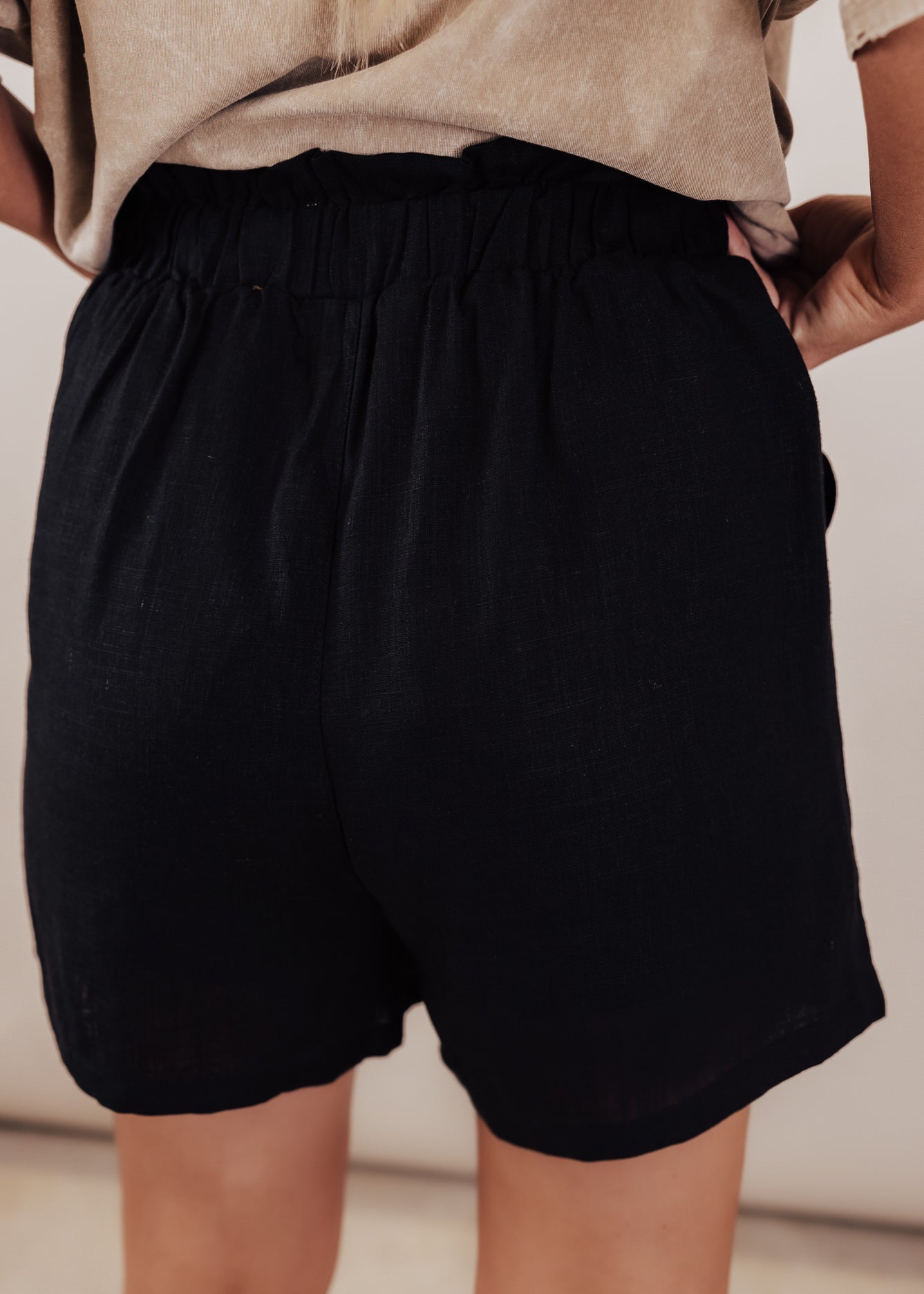 SMALL: Grant Shorts *BLACK