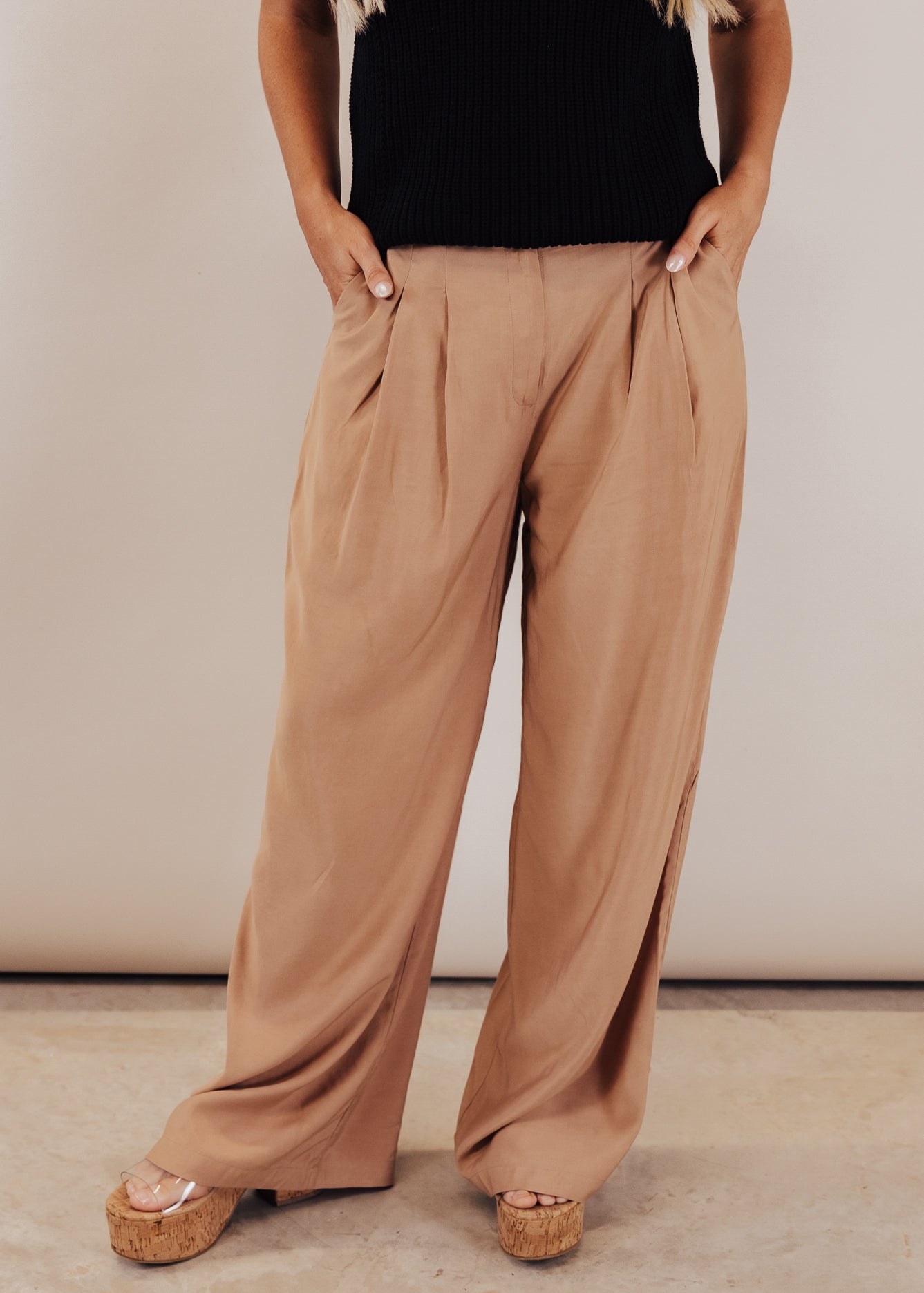 MEDIUM: Dawn Pleated Pants *MOCHA