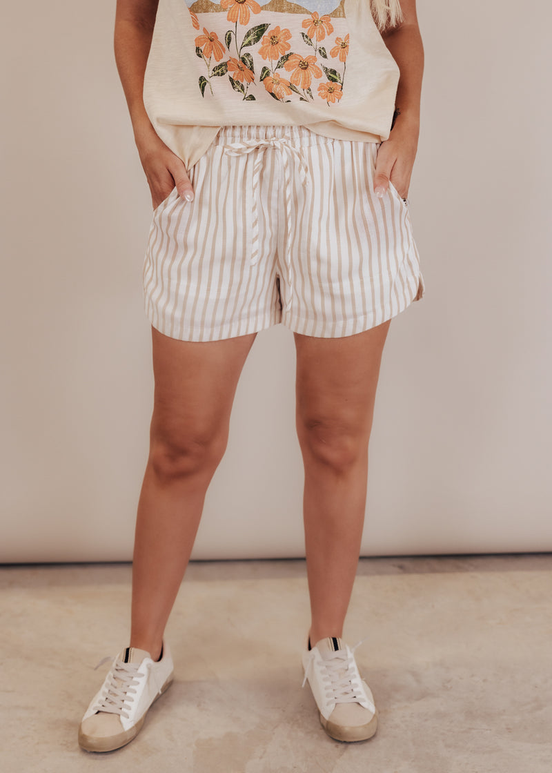 Ellie Ivory/Tan Stripe Shorts