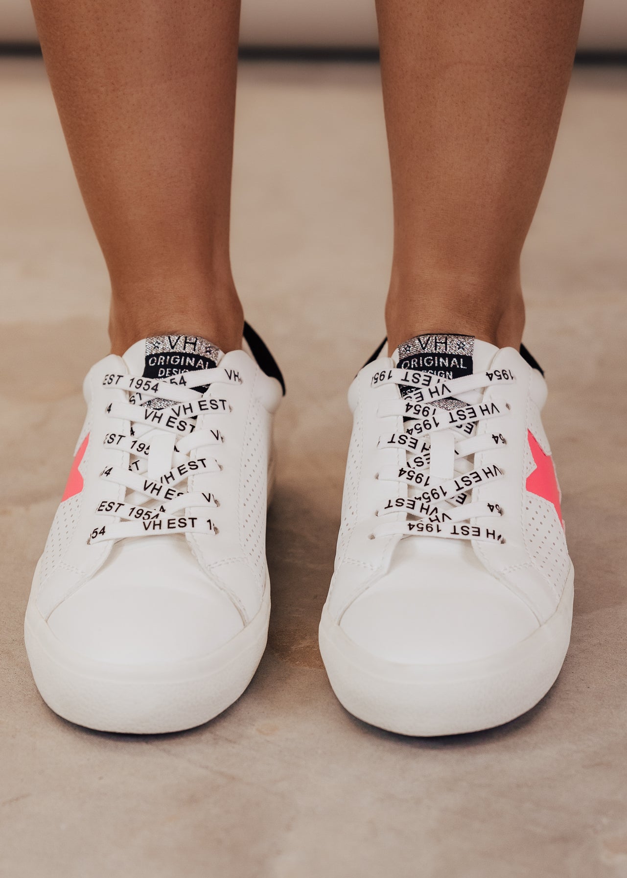 SIZE 6: Vintage Havana GADOL (6-11) *WHITE/PINK/BLACK POP