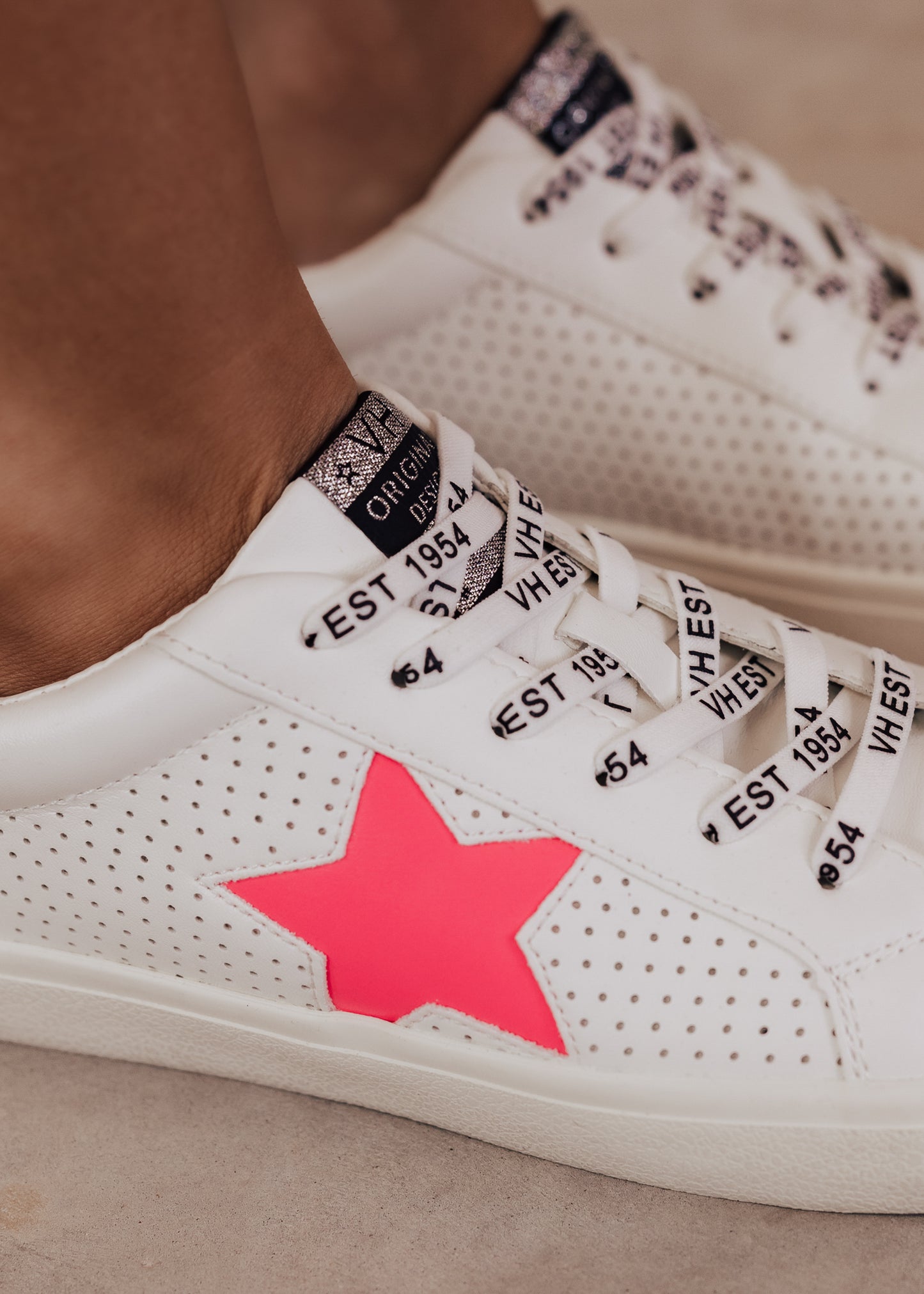 SIZE 6: Vintage Havana GADOL (6-11) *WHITE/PINK/BLACK POP