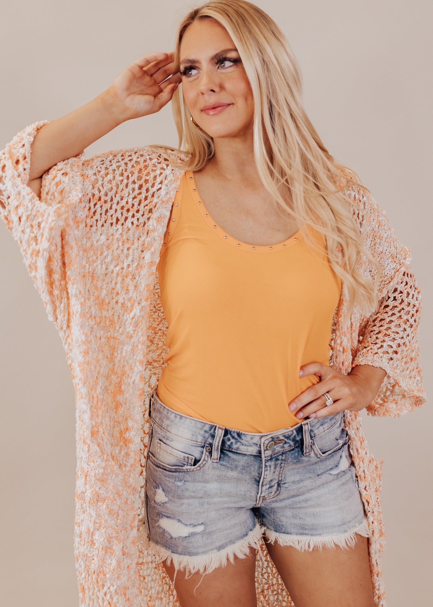 XS, S, M, L: LOW RISE Eunina Cut Off Fray Shorts (XS-L)