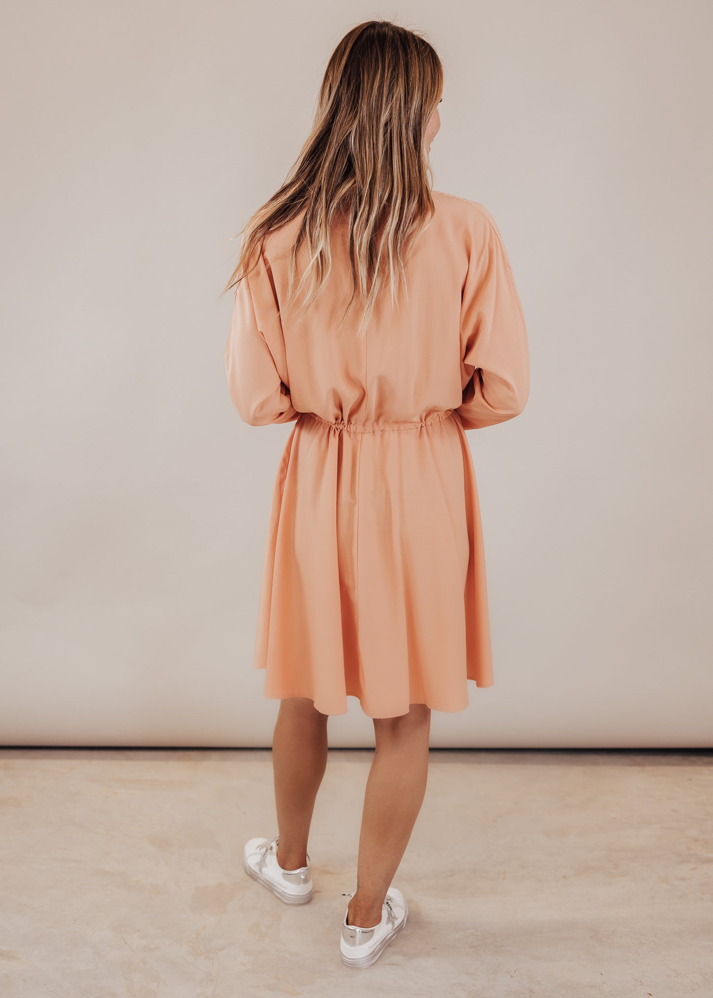 SMALL: Cantaloupe Button Down Dress (CAN FIT XL)