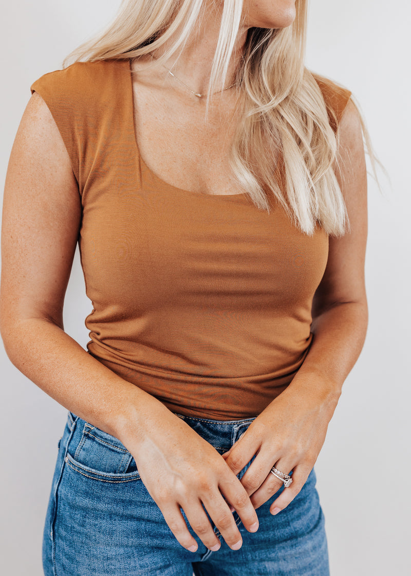Scoop Neck Crop Fitted Top *TOFFEE
