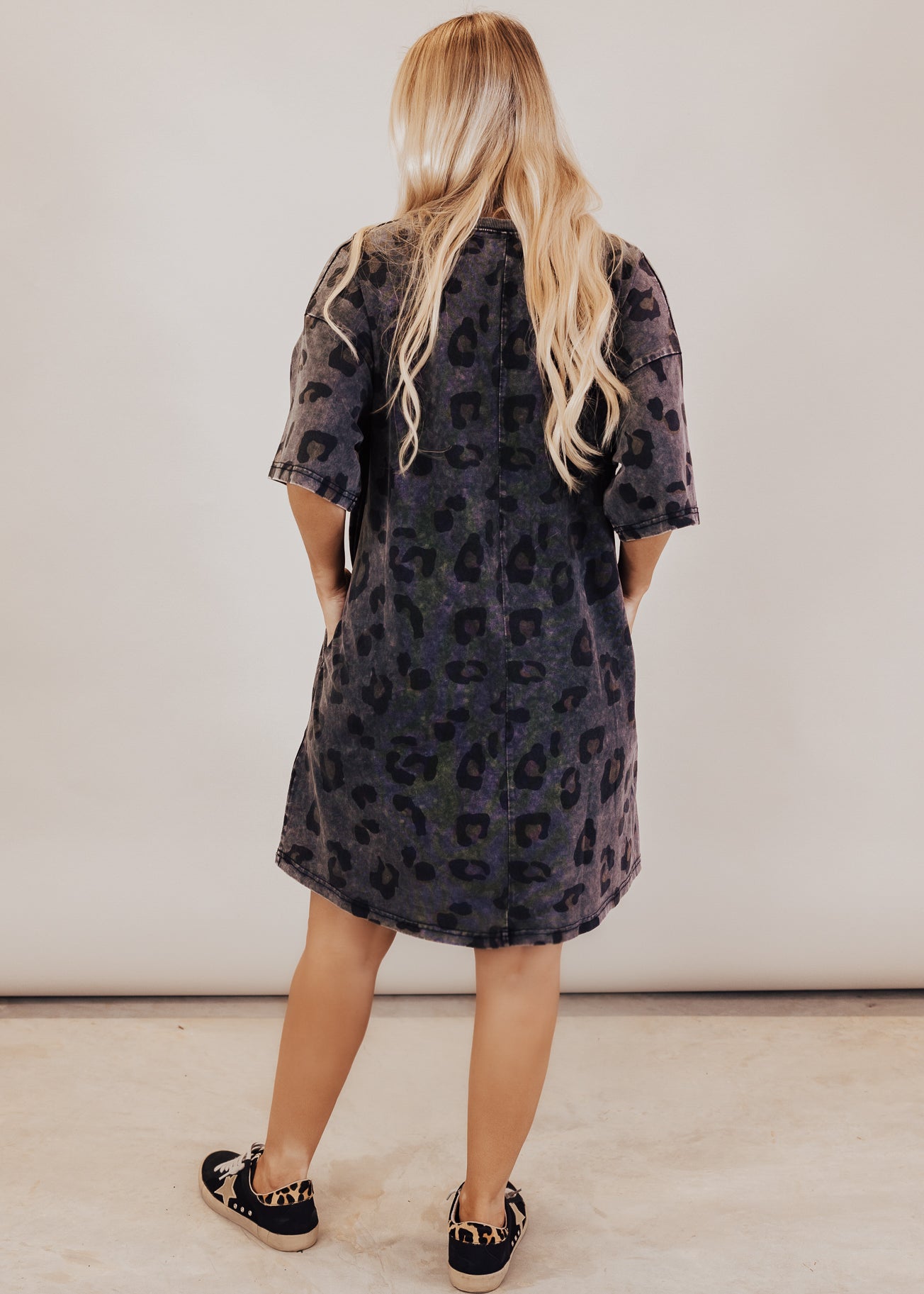 Oversized Leopard T-Shirt Dress (CAN FIT XL) *MINERAL BLACK