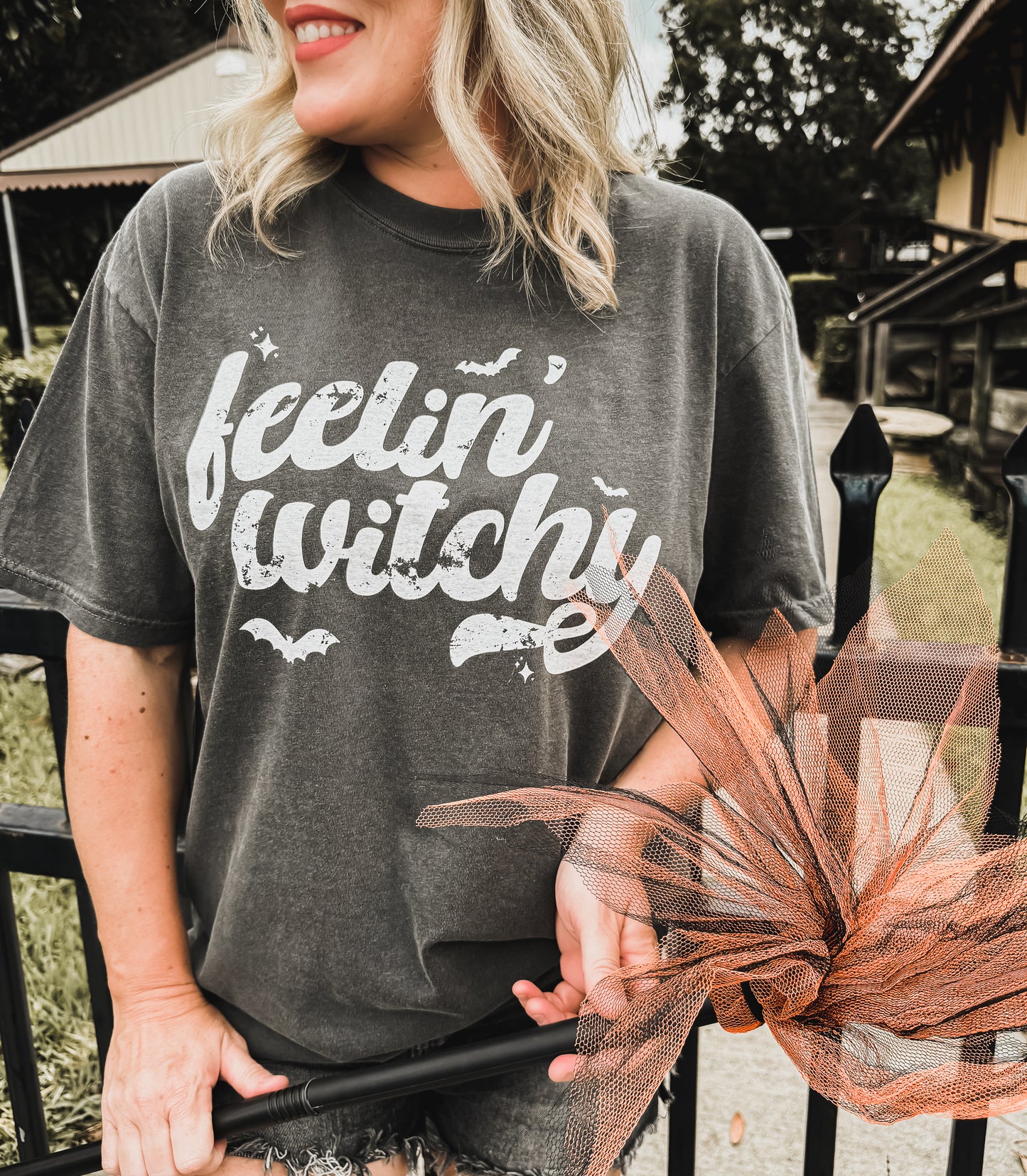 Feelin' Witchy Tee *8 Colors (S-3X)
