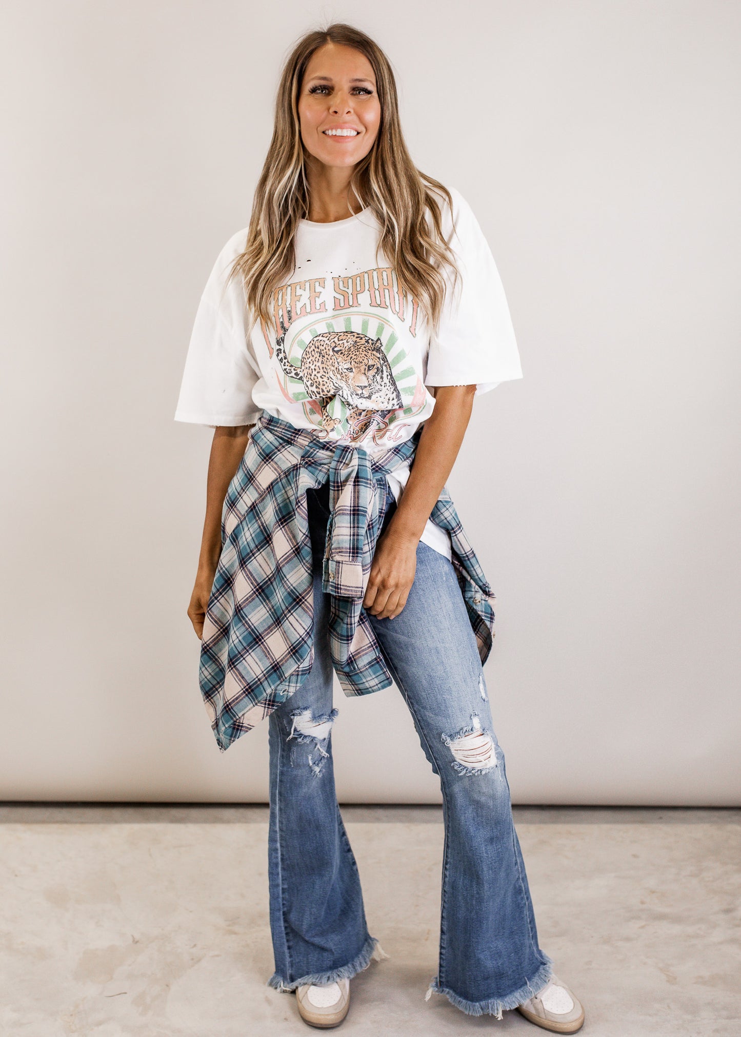 #99 Oversized Free Spirit Top (CAN FIT XL) *WHITE