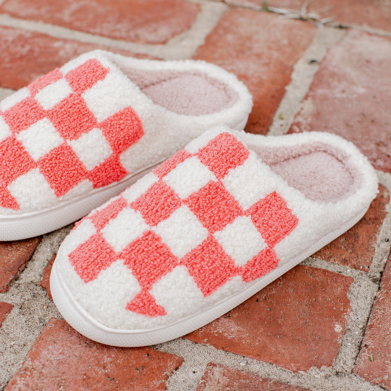 Checkered Slippers (S-2X) *CORAL