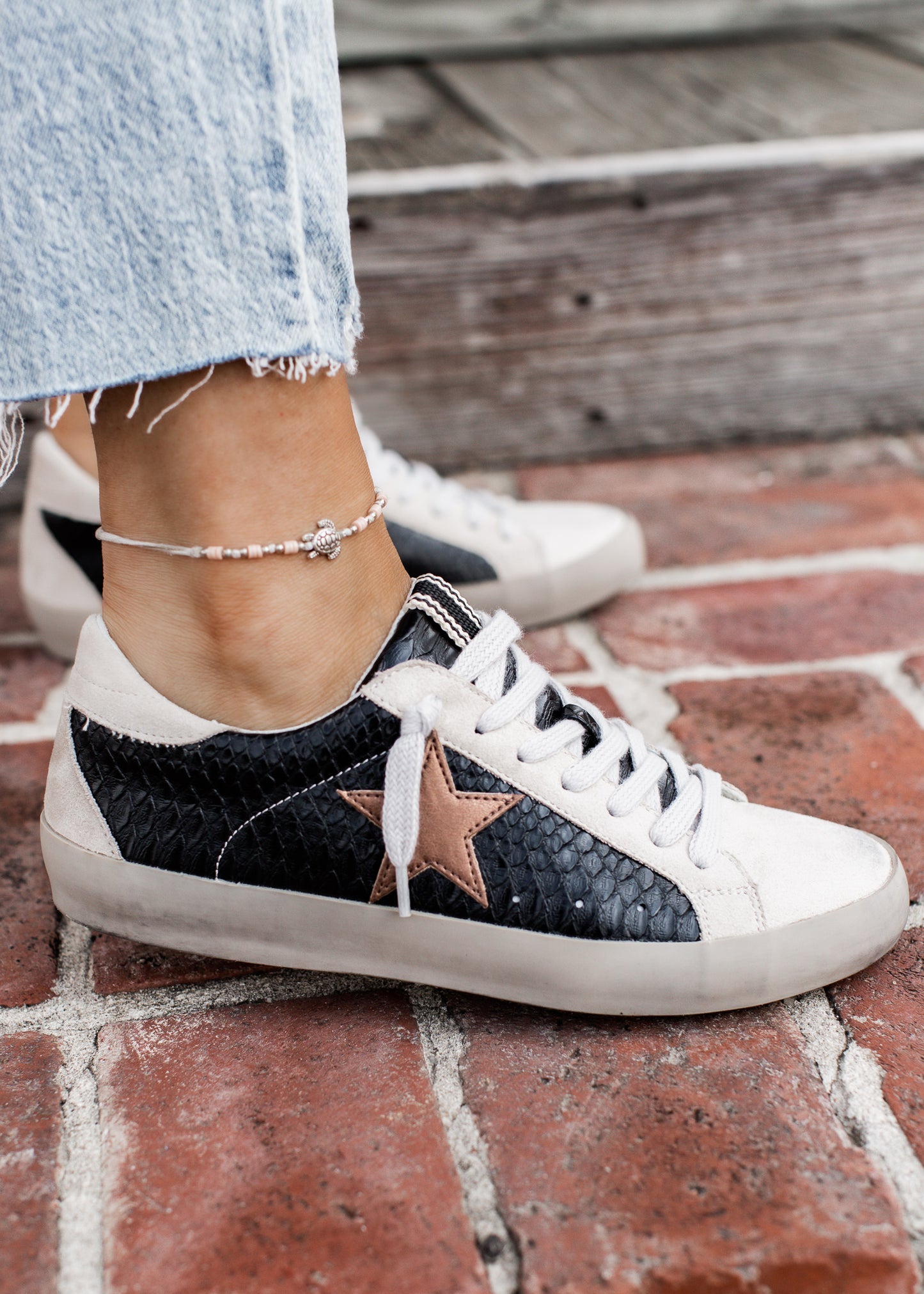 Shu Shop PAULA (6.5-11) *BLACK SNAKE