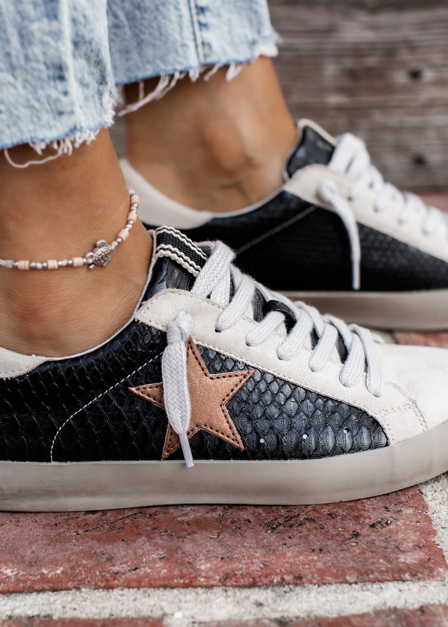 Shu Shop PAULA (6.5-11) *BLACK SNAKE