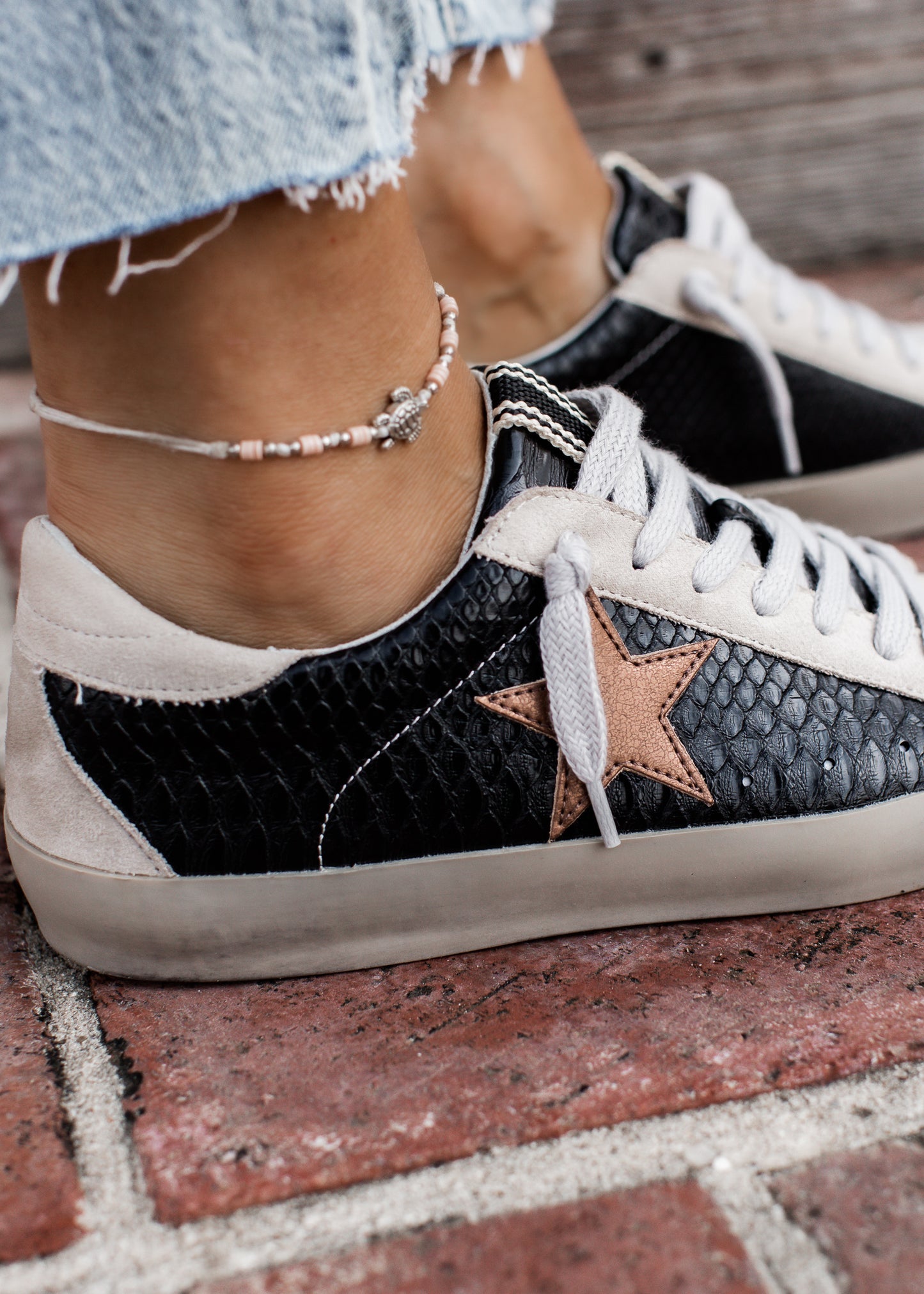 Shu Shop PAULA (6.5-11) *BLACK SNAKE