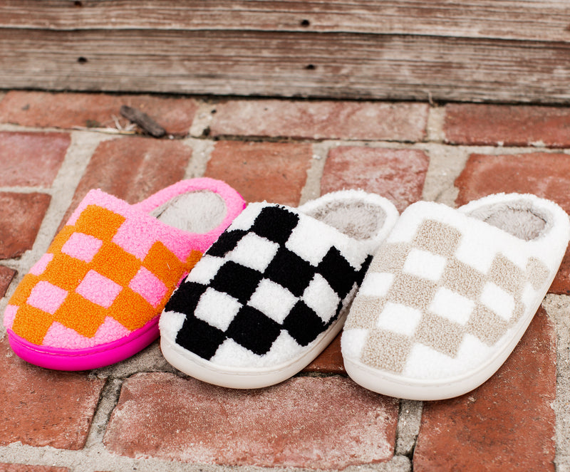 Checkered Slippers (S-XL) *TAN/OFF WHITE