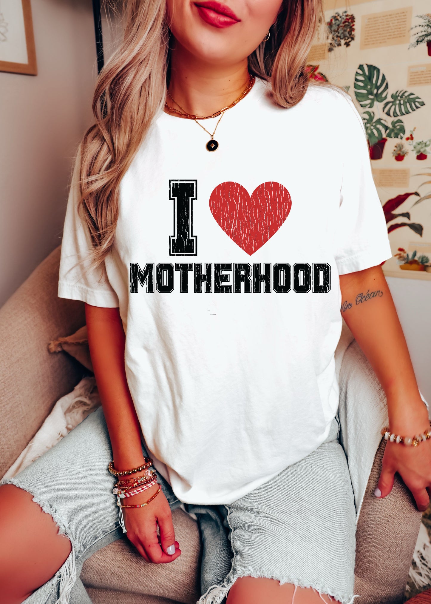 *I HEART Motherhood Tee *8 Colors (S-3X)