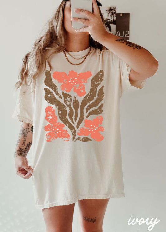 *Retro Floral Tee *5 Colors (S-3X)