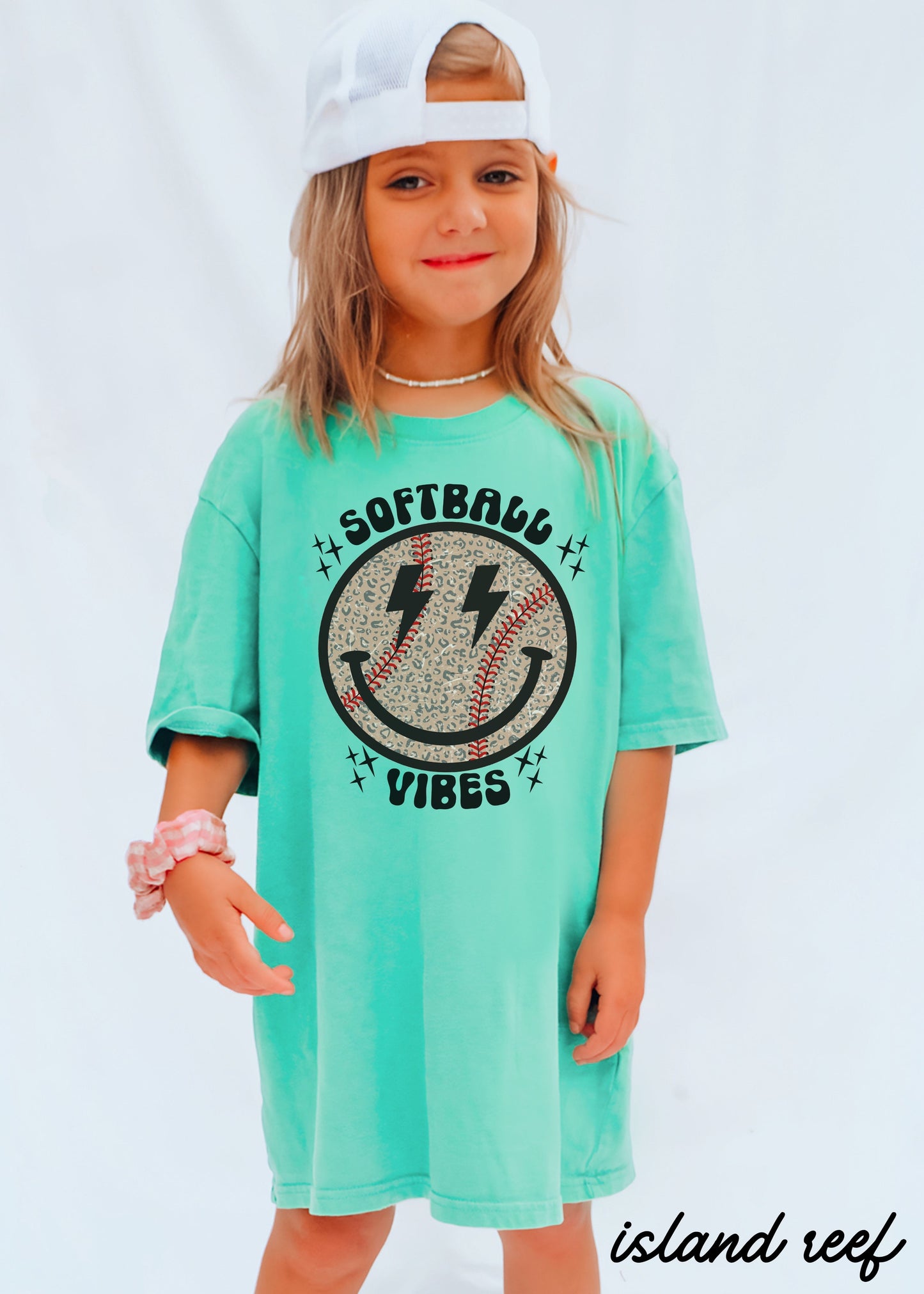 *YOUTH Softball Vibes Tee *8 Colors (S-3X)