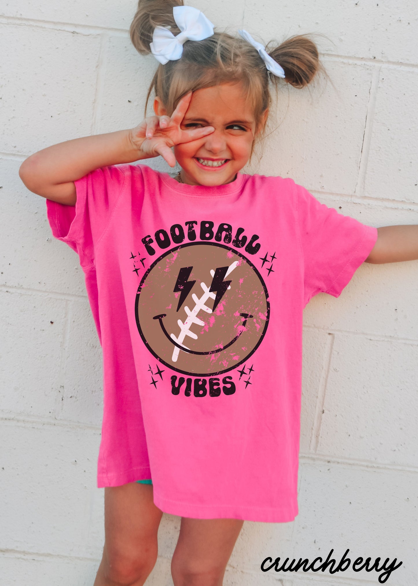 *YOUTH Football Vibes Happy Tee *10 Colors (S-3X)