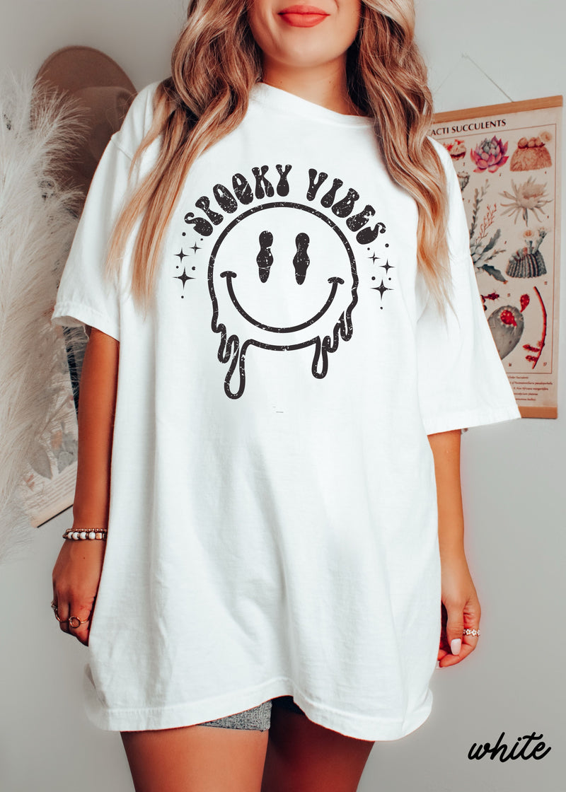 PRE-ORDER: Spooky Vibes Happy Face Tee *10 Colors (S-3X)