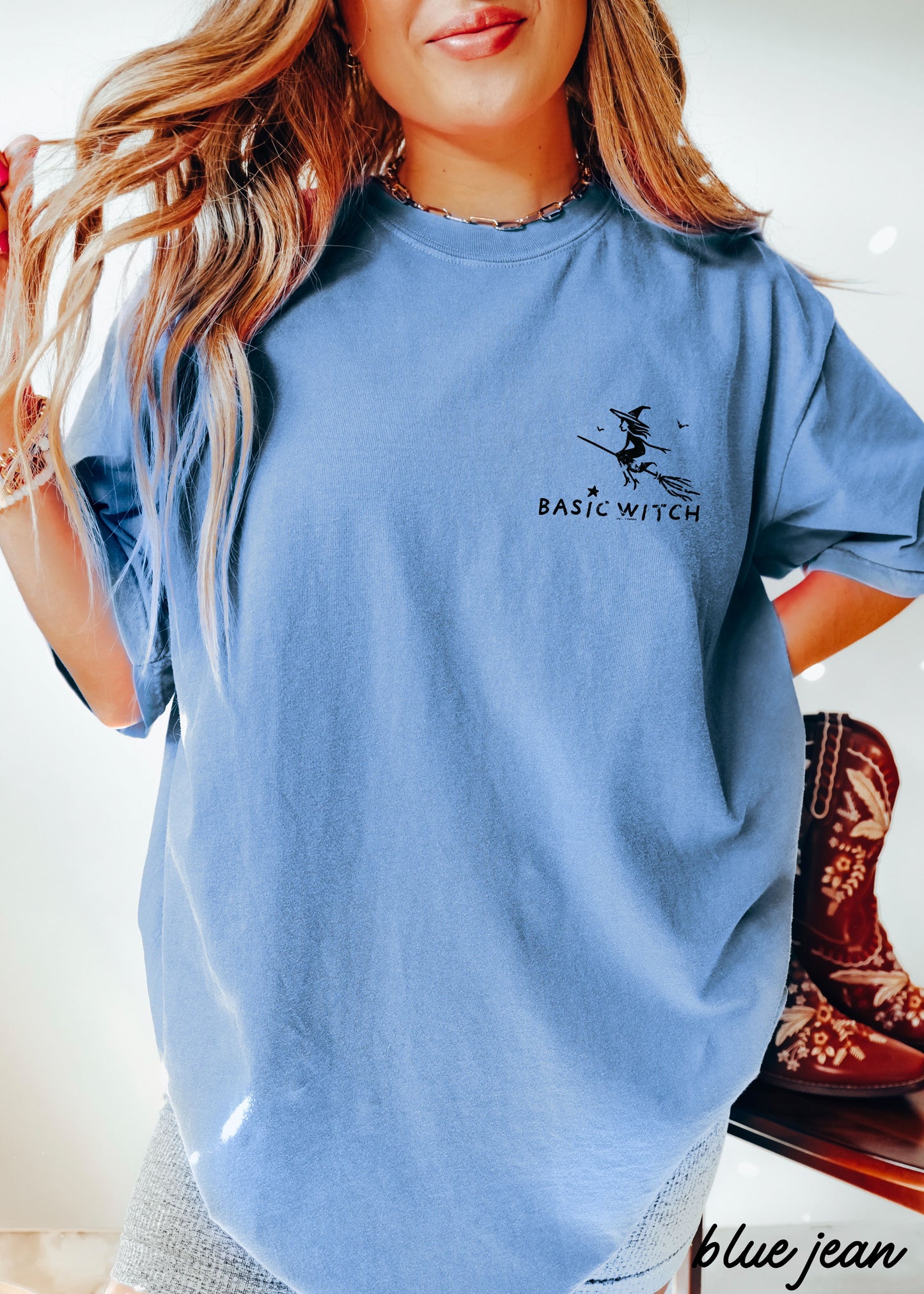 Pocket Basic Witch Tee *15 Colors (S-3X)