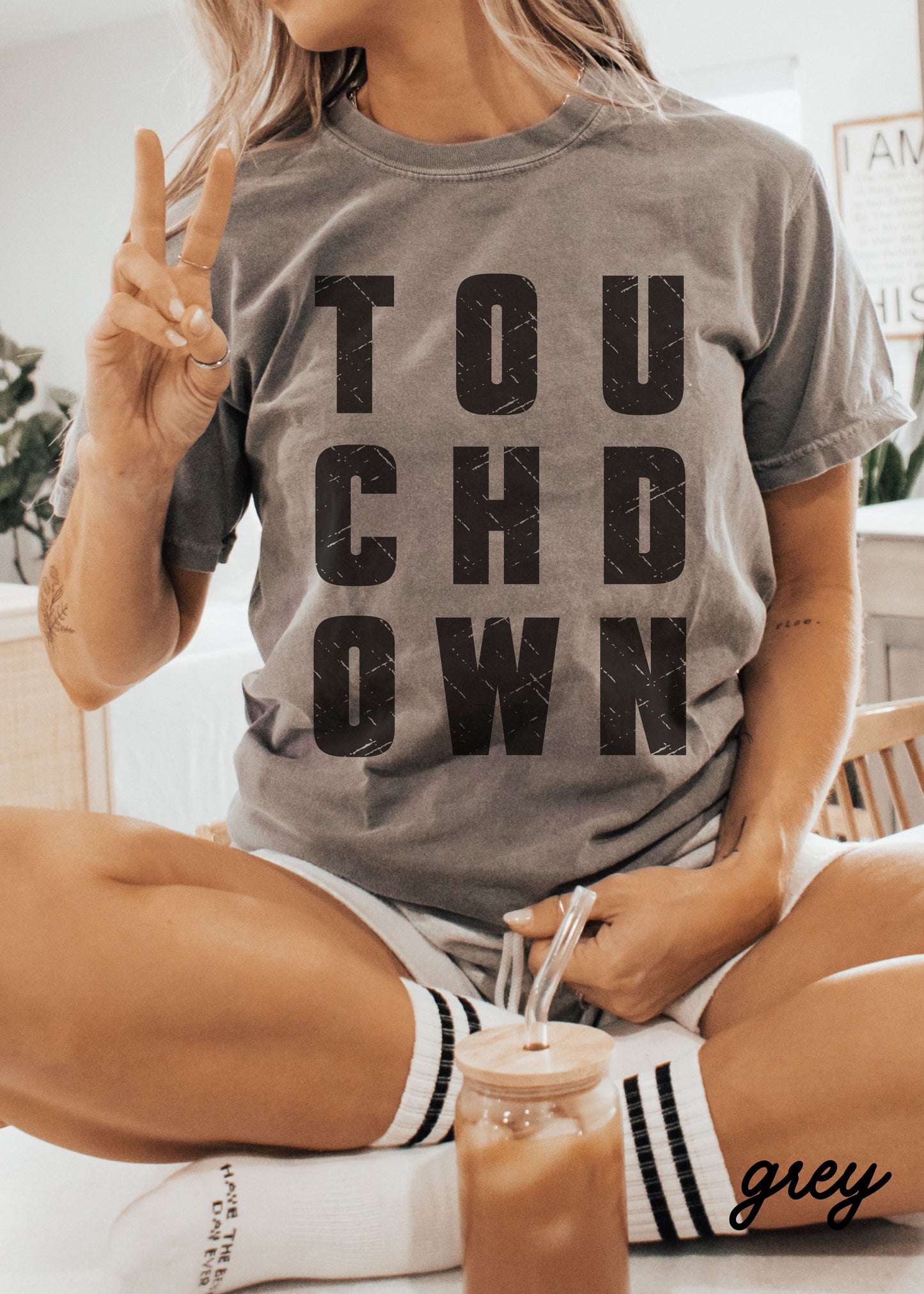 *TOUCHDOWN Football Tee *11 Colors (S-4X)