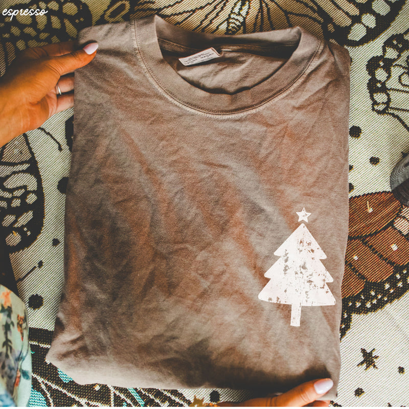 Pre-Order: Xmas Tree Pocket Tee *7 Colors (S-3X)