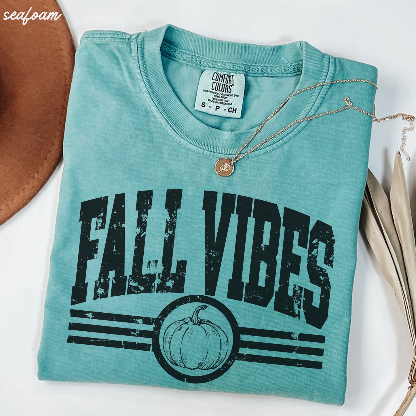 Fall Vibes Tee *13 Colors (S-3X)