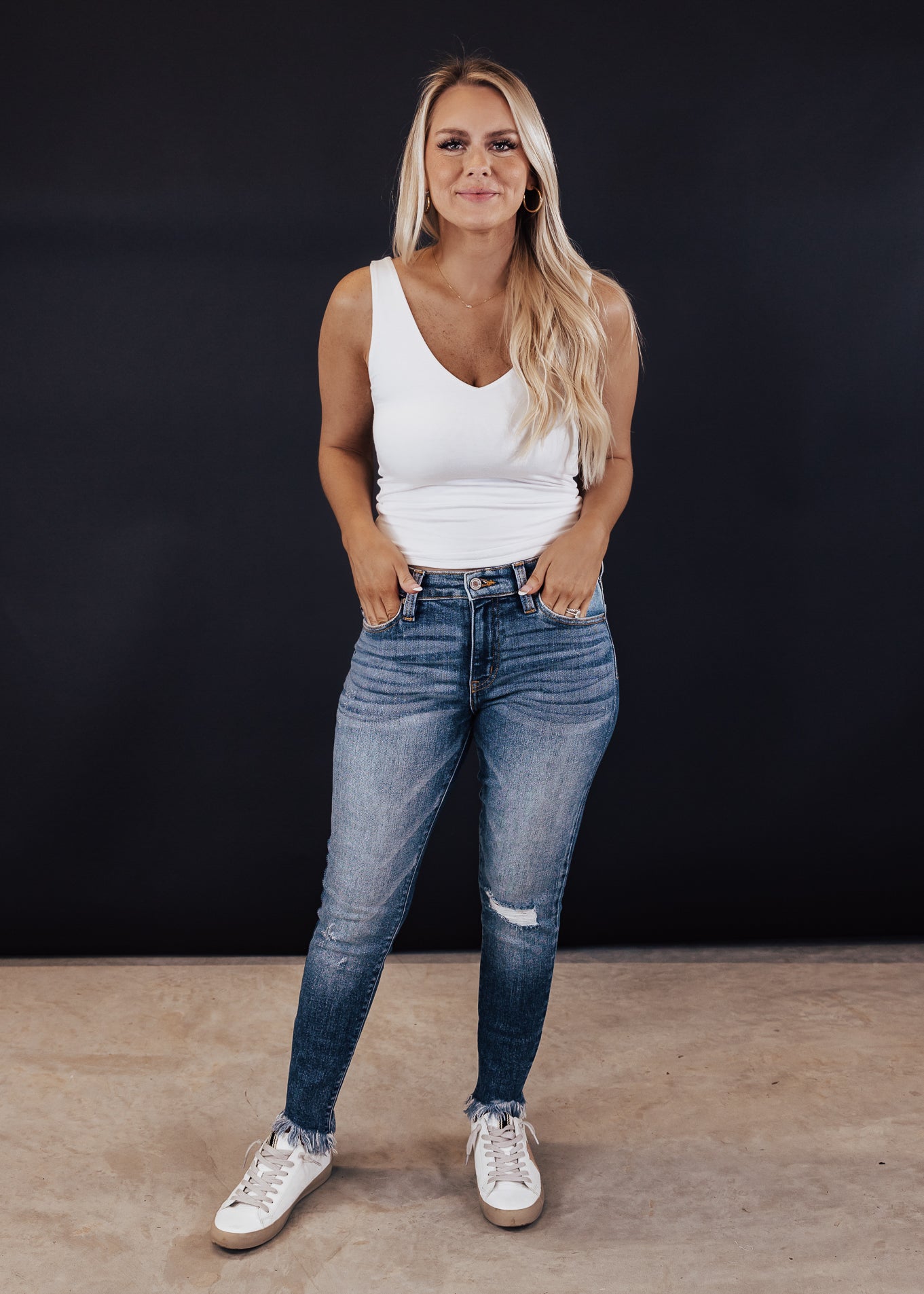 Double V-Neck Crop Tank *OFF WHITE