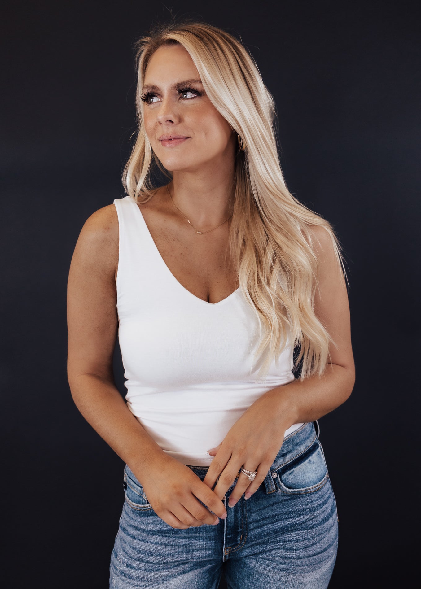 Double V-Neck Crop Tank *OFF WHITE