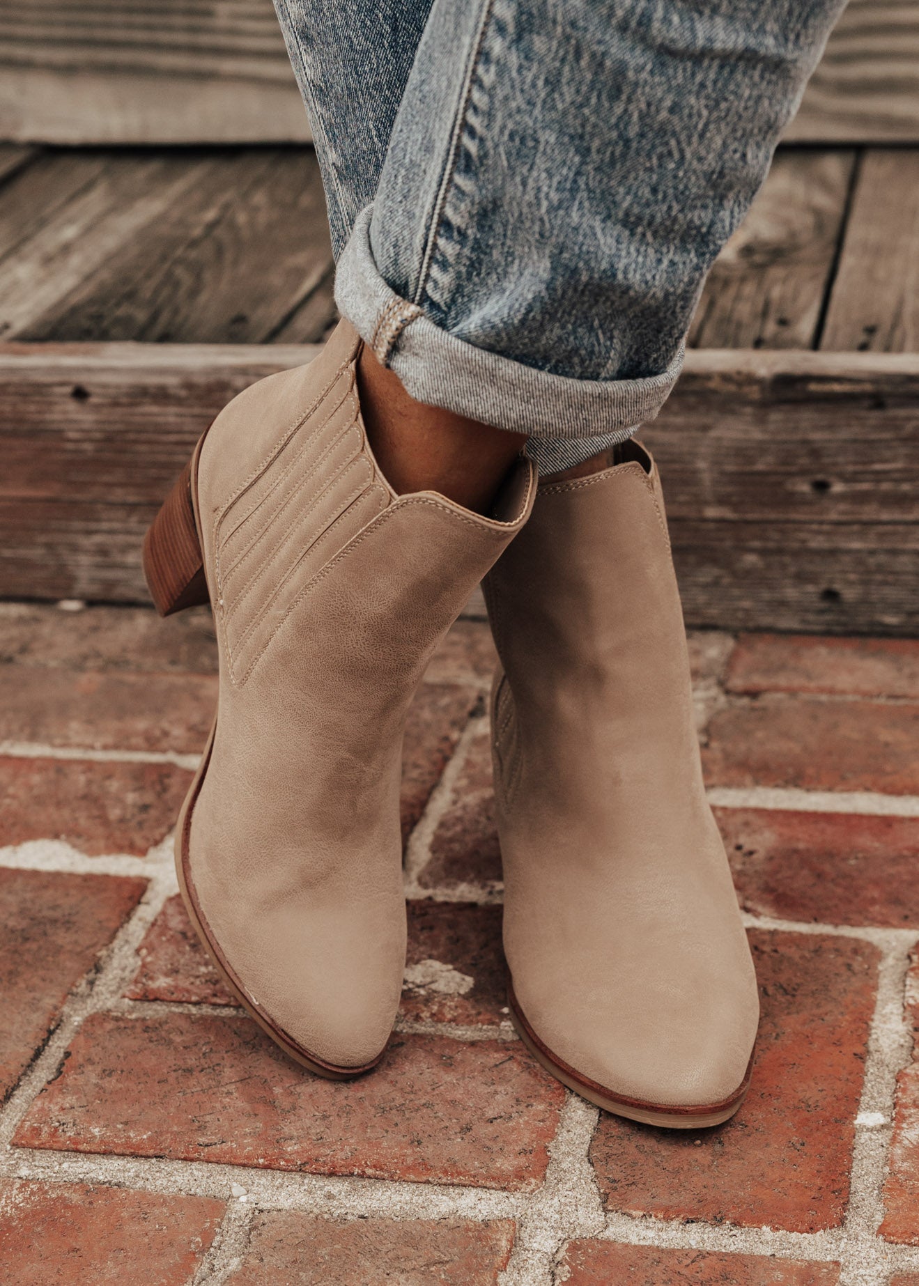 SIZE 10: Mia SANTOS Bootie (6-10) *STONE