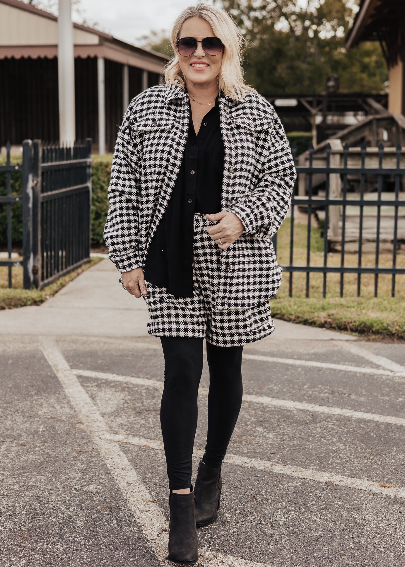 Gingham Jacket (S-XL & 1X-3X) *BLACK