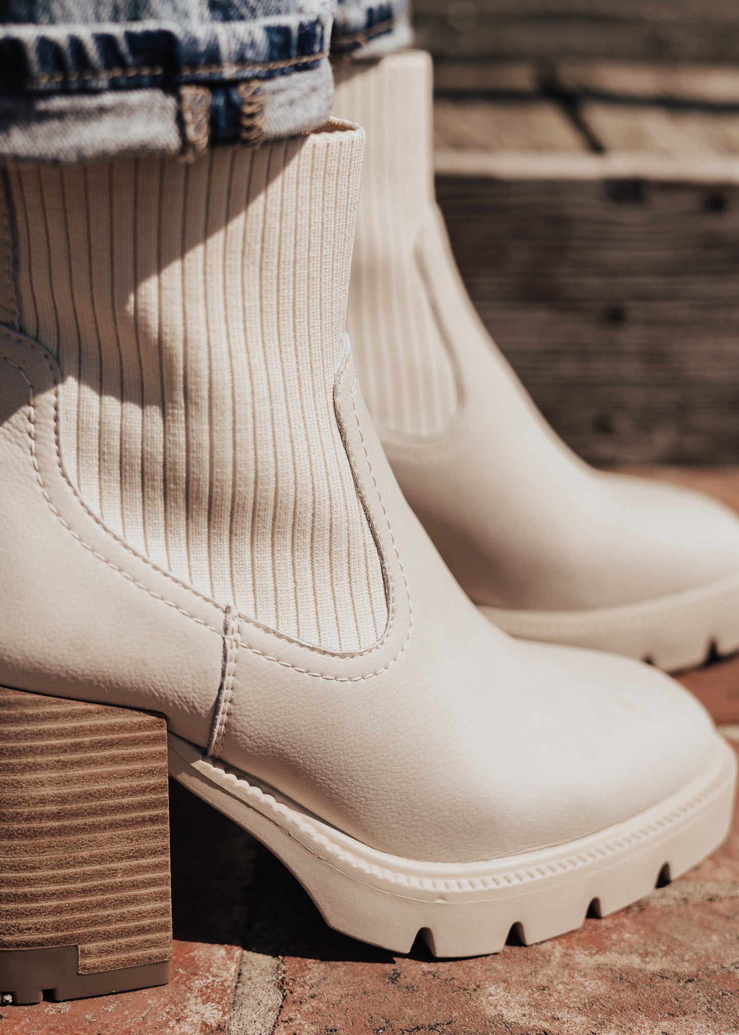 SIZE 6.5, 7, 8.5, 9, 11: Vintage Havana Boot VEDDER (6-11) *OFF WHITE