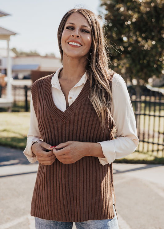 LARGE: Knit Sweater Vest *BROWN