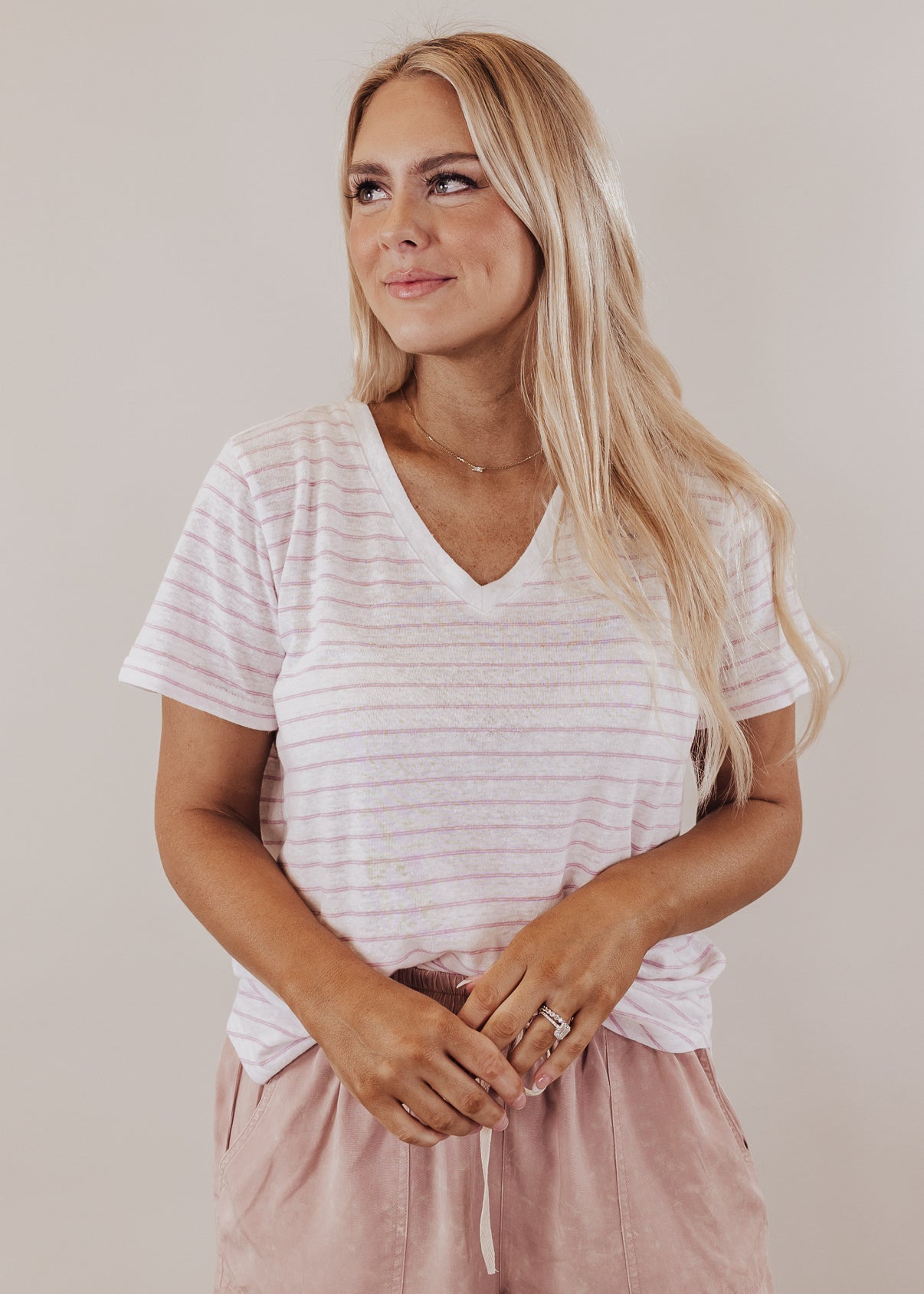 Delta Stripe Top *White/Purple Mauve