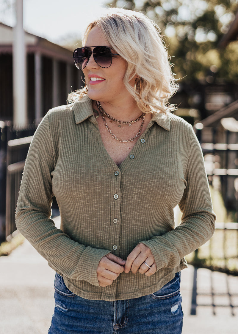 Drew Button Top *OLIVE