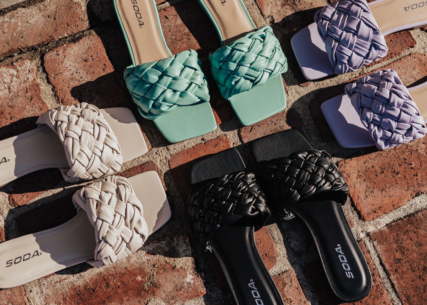 SIZE 6, 6.5, 7, 7.5: Apron Sandal (5.5-10) *LAVENDER