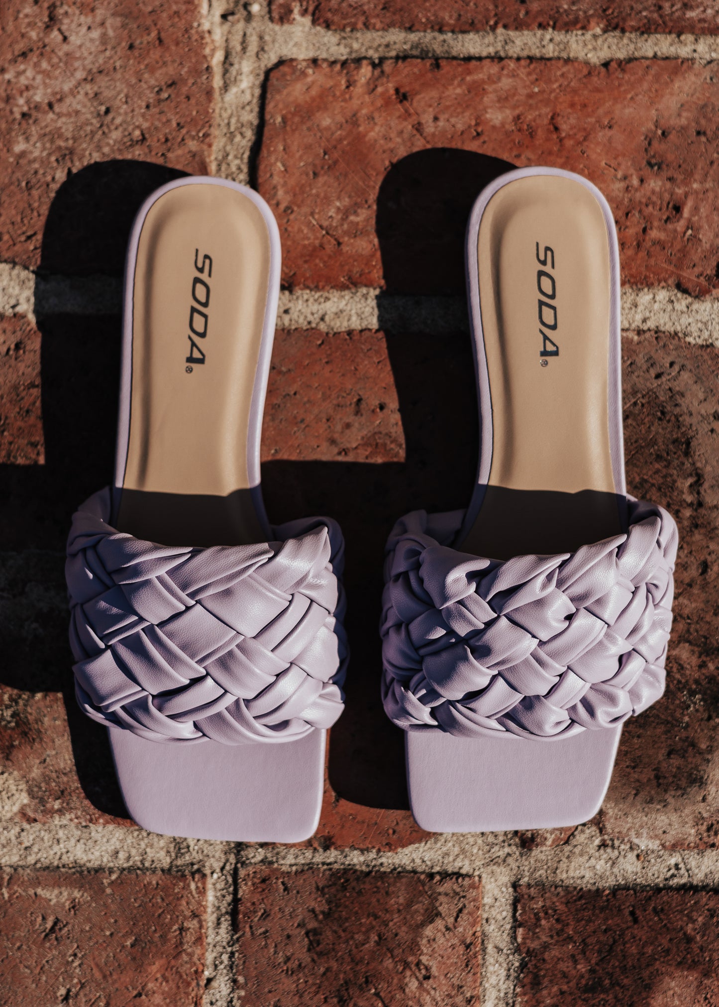 SIZE 6, 6.5, 7, 7.5: Apron Sandal (5.5-10) *LAVENDER